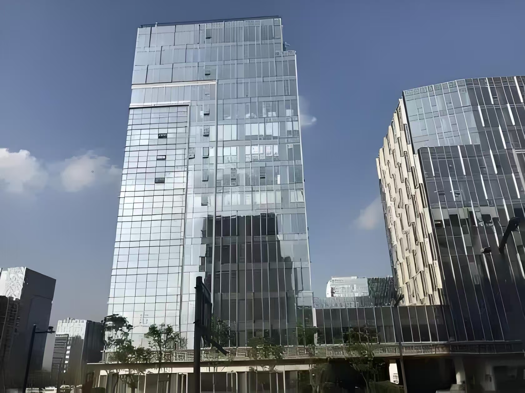 富鸿达乔迁新址，开启全新征程！